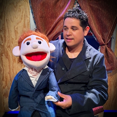 Puppet show with Raúl Ángeles