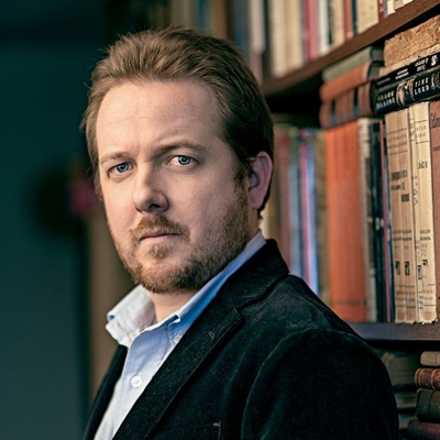 Juan Esteban Constaín in conversation with Juan Luis Mejía Juan Esteban Constaín in conversation with Juan Luis Mejía