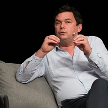 Thomas Piketty en conversación con Leopoldo Fergusson (versión en inglés)